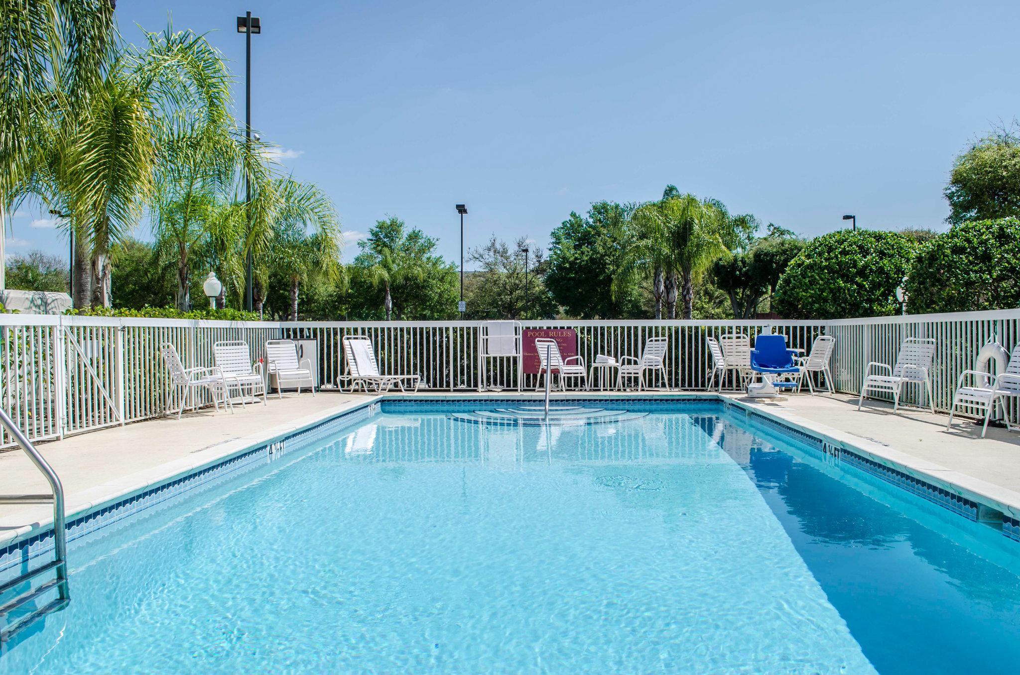 Sleep Inn near Busch Gardens - USF Temple Terrace Buitenkant foto